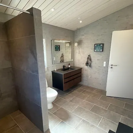 Feriehus Hinda - 1-2km From The Sea By Interhome